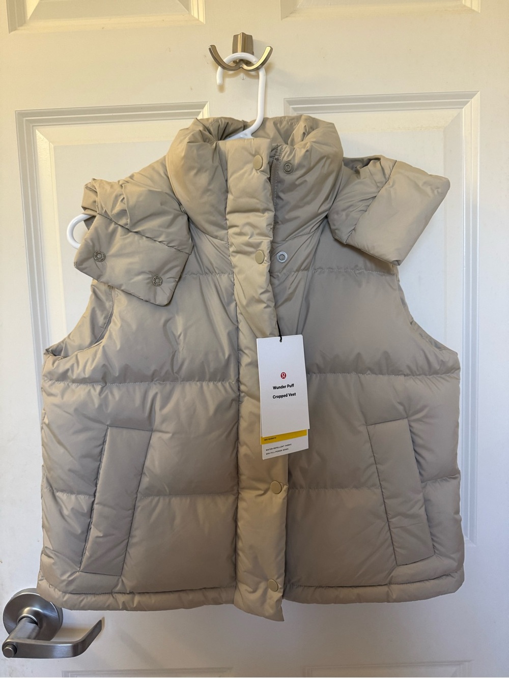 Lululemon winder puff 600 down filled cropped vest